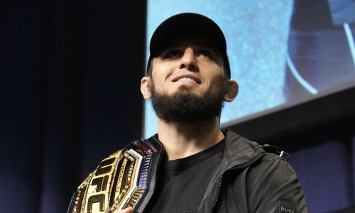 Джон Джонс высказался о сравнении Махачева и Нурмагомедова в UFC