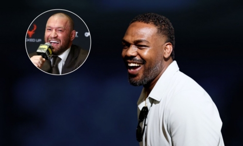 Джон Джонс колеблется между завершением карьеры и возвращением в UFC