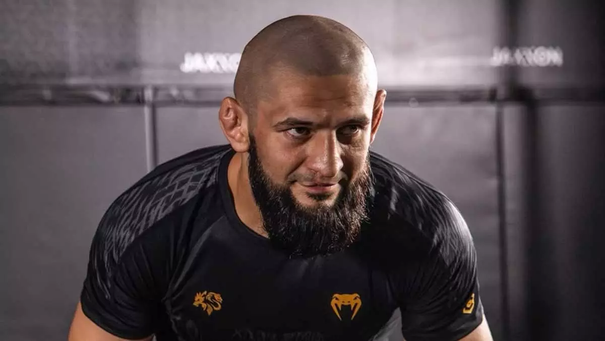 Хамзат Чимаев намекнул на последний бой в среднем весе на UFC 328