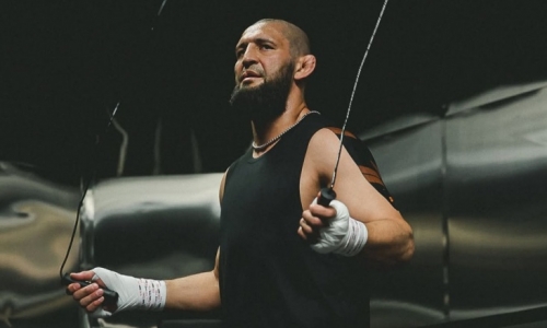 Хамзат Чимаев меняет лагерь перед боем со Стриклендом на UFC 328