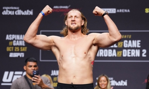 Александр Волков без травм перед боем с Кортес-Акостой на UFC 328