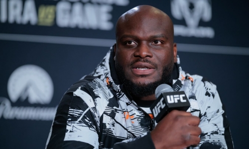 Деррик Льюис получил значок UFC за 75 чистых допинг-тестов