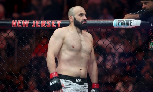 Вице-президент ACA предложил Мурзаканову спуститься в средний вес