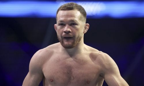 Чемпион UFC Пётр Ян посетил матч открытия ЧМ‑2026 Мексика – ЮАР