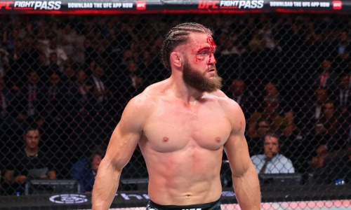 Физиев подерётся с Торресом в главном бою UFC в Баку
