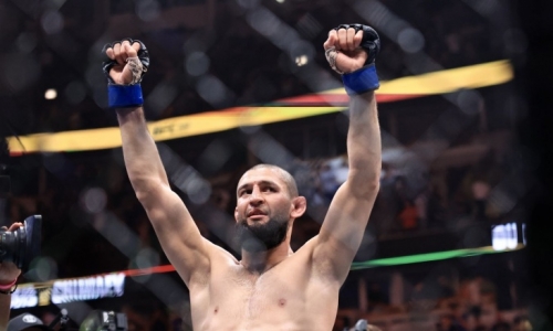 Чимаев показывает спарринг с Алленом перед боем со Стриклендом на UFC 328