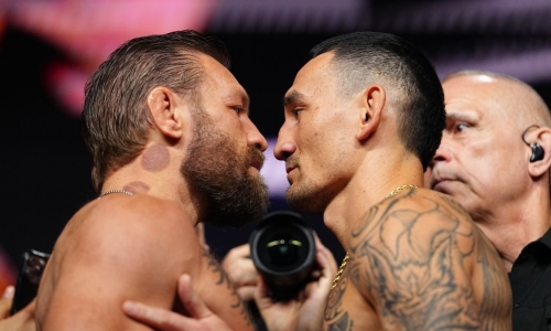 Макс Холлоуэй нокаутирует Конора Макгрегора в реванше на UFC 329