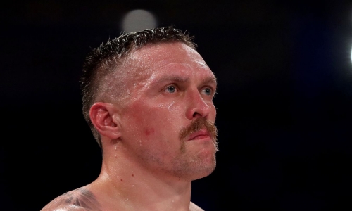 Усик поддержал Топурию после первого поражения от Гейджи в UFC